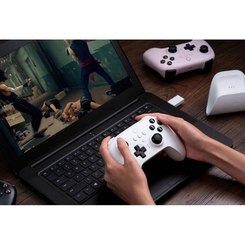 8BitDo Ultimate Controller with Charging Dock BT - White