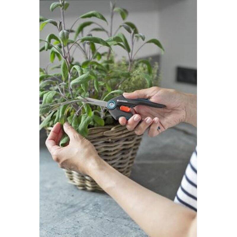 Gardena FreshCut pruning shears Bypass Black, Green