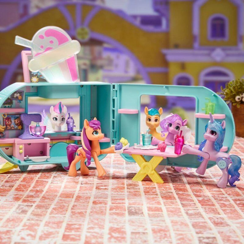 My Little Pony Sunny Starscout Smoothie Truck