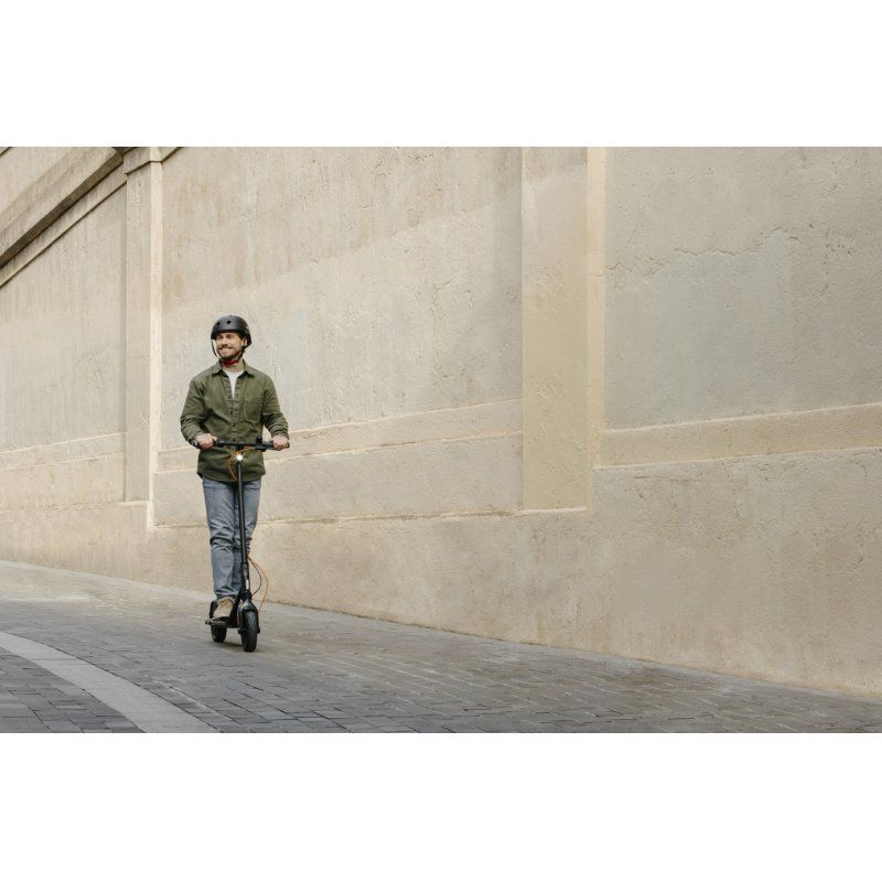 Ninebot by Segway F2 Plus E 25 km/h Black