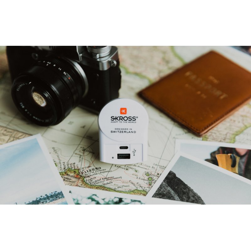 Adaptateur Secteur Skross Europe Vers Sortie Usb Et Usb-C Blanc
