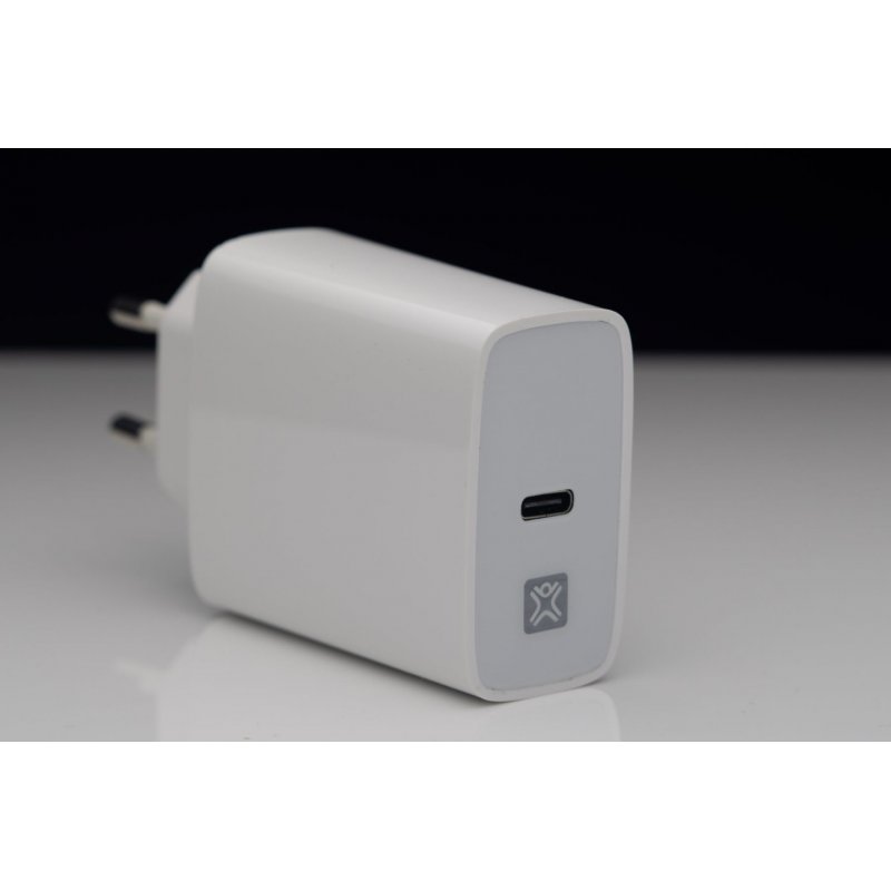 XtremeMac XWH-SPC30-03 mobile device charger Smartphone, Tablet White AC Fast charging Indoor