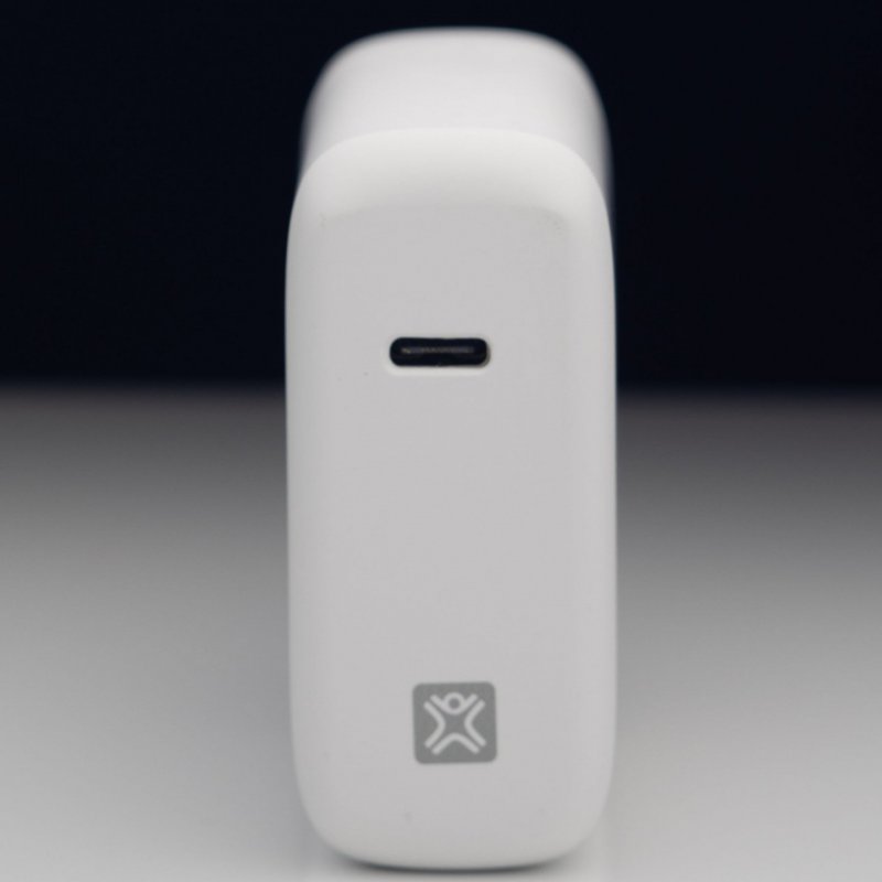 XtremeMac XWH-SPC45-03 mobile device charger Notebook, Smartphone, Tablet White AC Fast charging Indoor