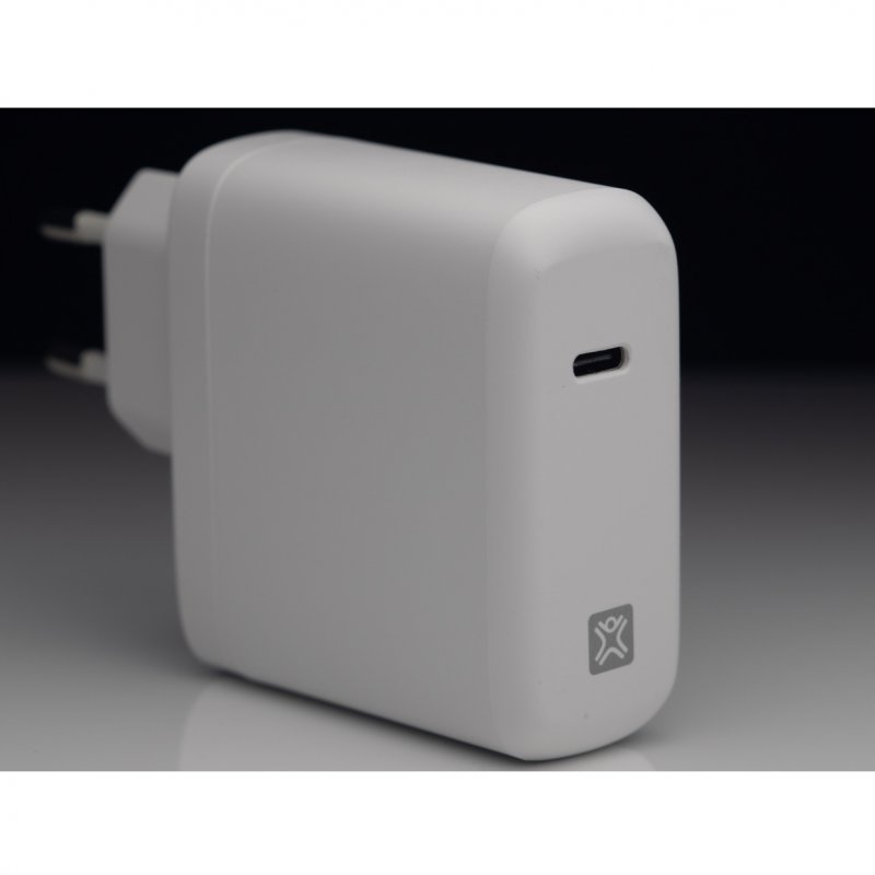 XtremeMac XWH-SPC45-03 mobile device charger Notebook, Smartphone, Tablet White AC Fast charging Indoor