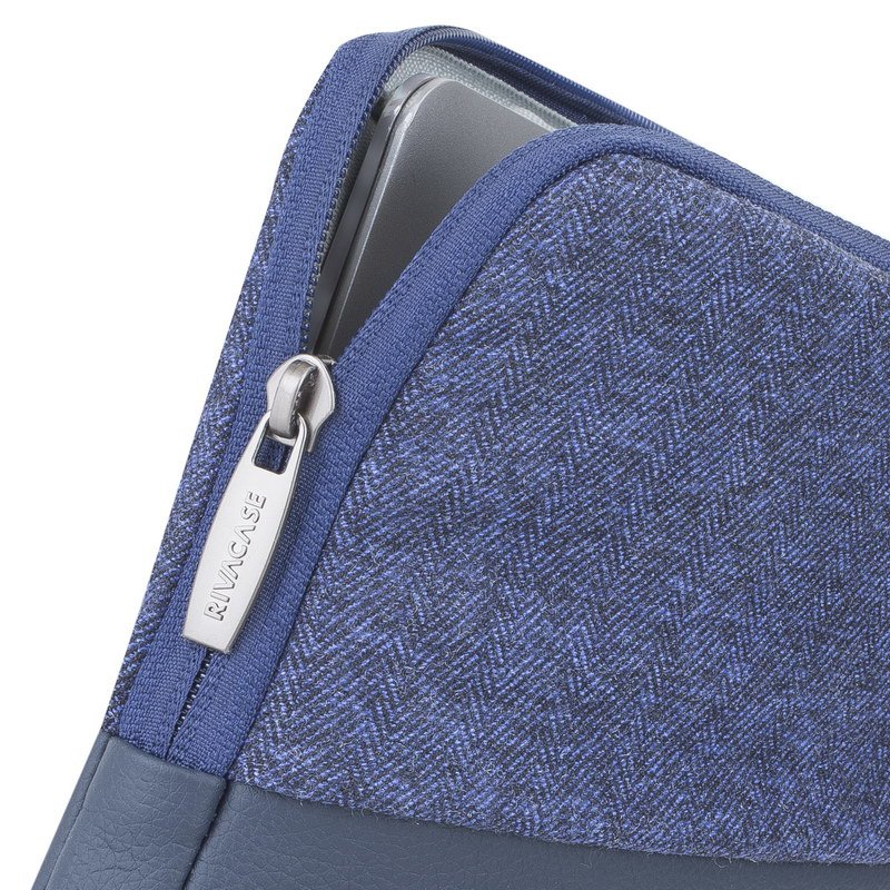 Rivacase 7903 notebook case 33.8 cm (13.3") Sleeve case Blue