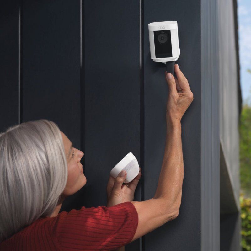 Ring Spotlight Cam Pro Battery Boîte Caméra de sécurité IP Extérieure 1920 x 1080 pixels Plafond/mur