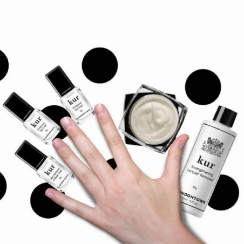 LONDONTOWN Kur Protective Top Coat vernis à ongles top coat 12 ml Transparent