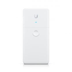 Ubiquiti Long-Range Ethernet Repeater [2x Gigabit LAN, 1x PoE/PoE+ In, 1x PoE Out]