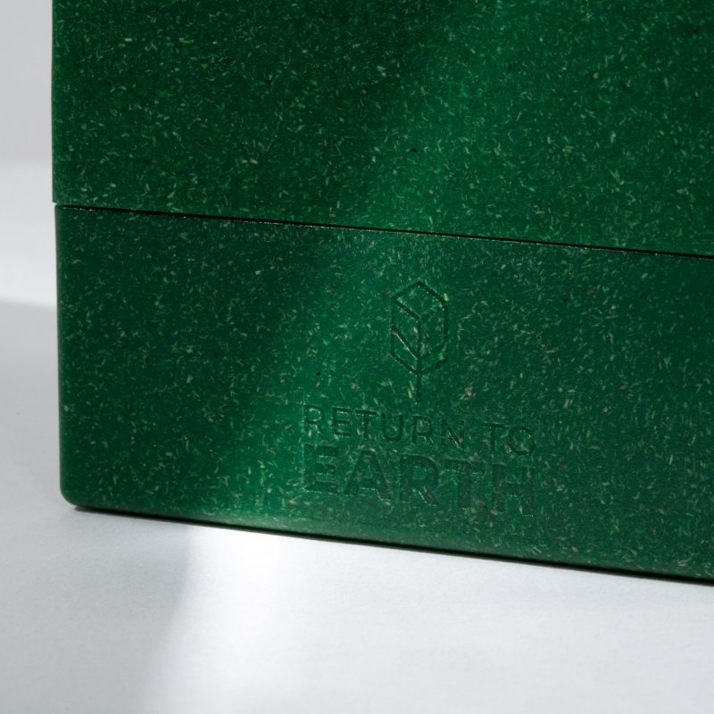 ULTIMATE GUARD Return to Earth Boulder Deck box