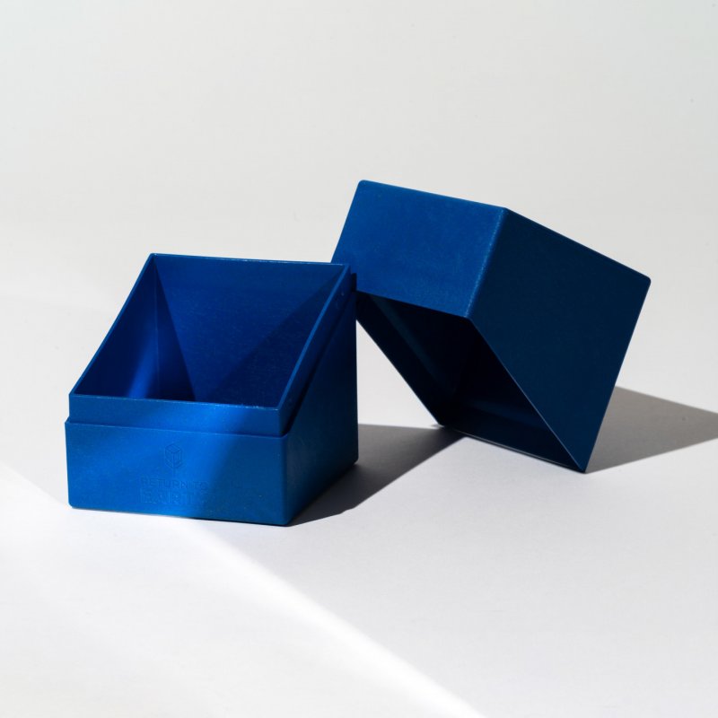 ULTIMATE GUARD Return to Earth Boulder Deck box