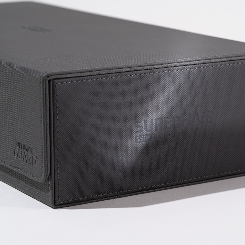 ULTIMATE GUARD Superhive 550+ Xenoskin Monocolor Deck box