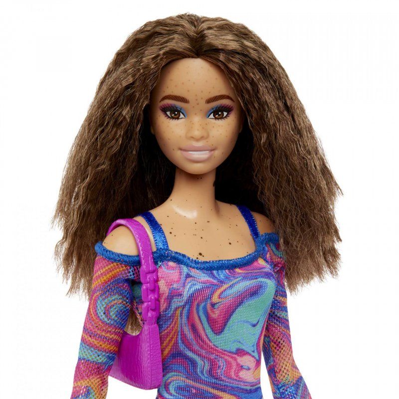 Barbie Fashionistas HJT03 doll
