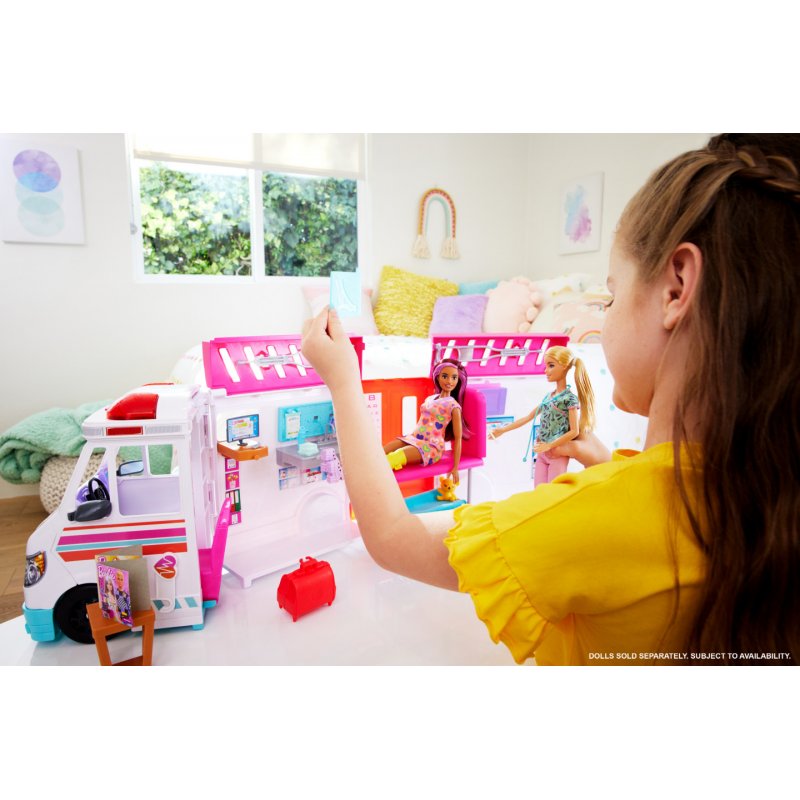 Barbie 2- in 1 Krankenwagen Spielset  HKT79