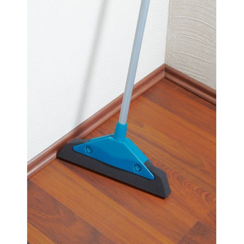 SCOPA IN SCHIUMA ESPANSA SOFT&EASY 34CM CON MANICO