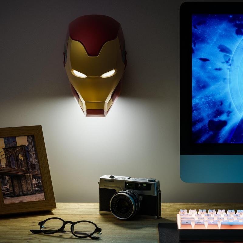 MARVEL - Masque Iron Man - Lampe 22cm