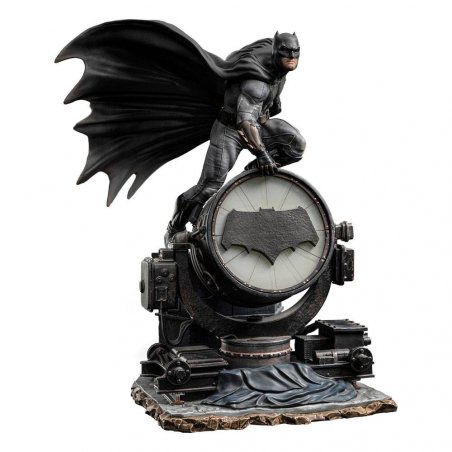 Zack Snyder's Justice League statuette 1/10 Deluxe Art Scale Batman on Batsignal 28 cm