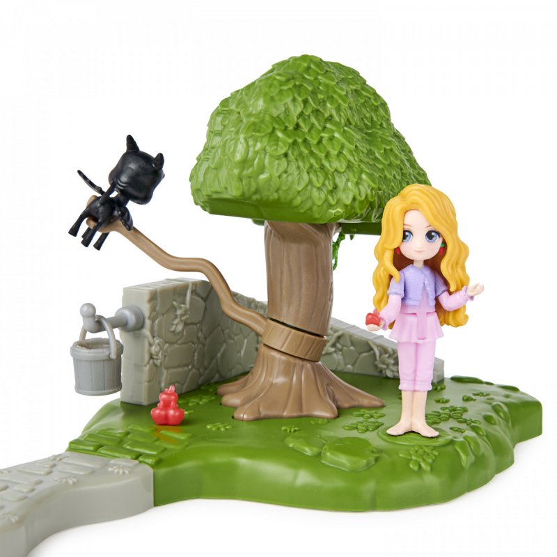 Wizarding World Harry Potter, Magical Minis Care of Magical Creatures with Exclusive Luna Lovegood Figure and