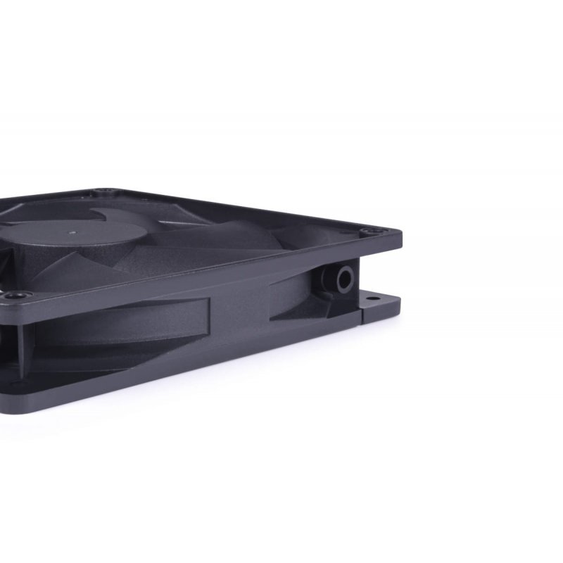 Alphacool Core 140mm Lüfter PWM 3200rpm (140x140x25mm)