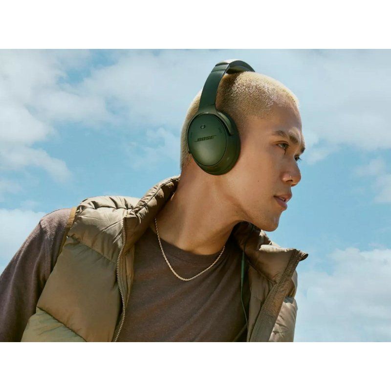 Bose QuietComfort Headphones cypress green