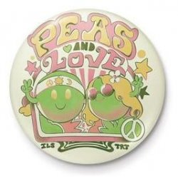 ILUSTRATA - Peas and Love - Button Badge 25mm