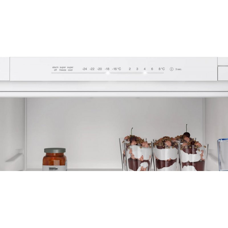 Bosch Serie 2 KIN96NSE0 fridge-freezer Built-in 290 L E White