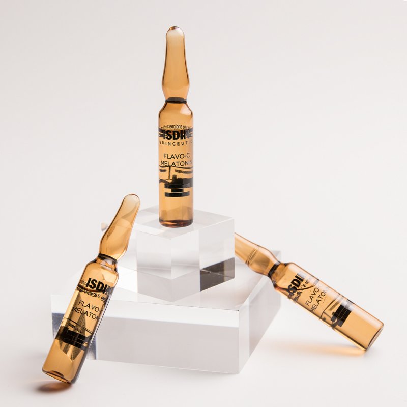 ISDIN Flavo-C Melatonin Face serum 20 ml Women