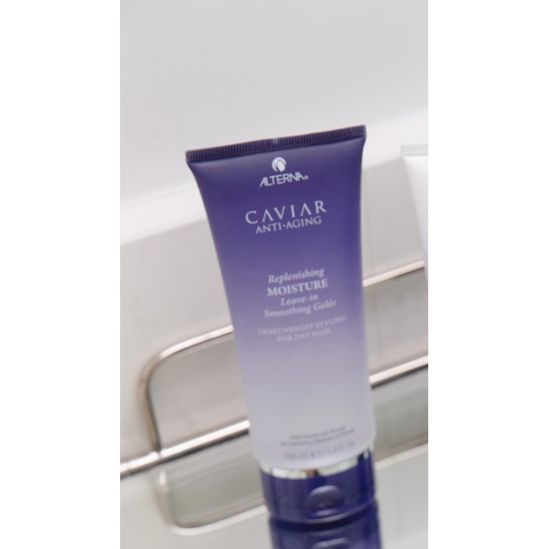 Alterna Haircare Caviar Anti-Aging Replenishing Moisture Leave-In Smoothing Gelée Hair gel Women 100 ml