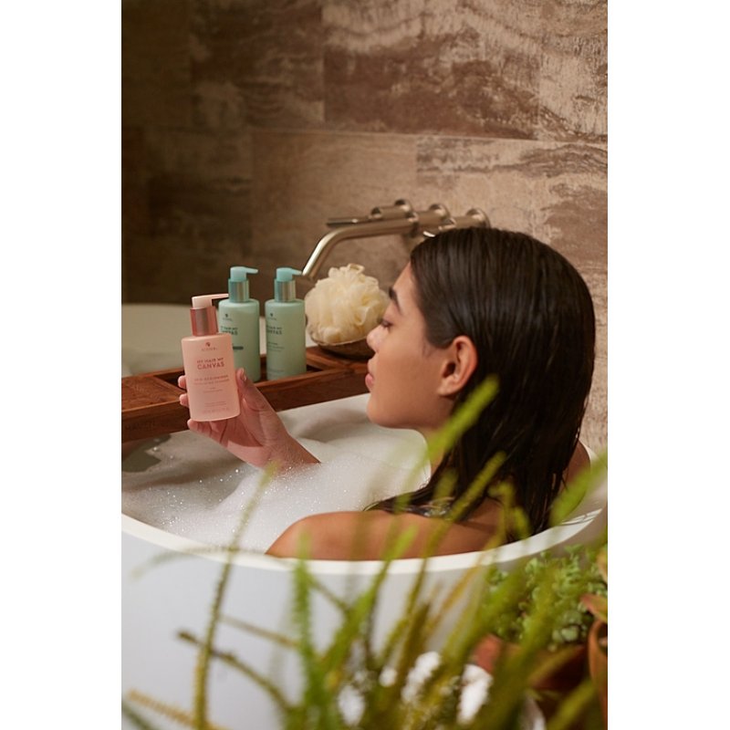 MHMC NEW BEGINNINGS EXFOLIATING CLEANSER 250ML