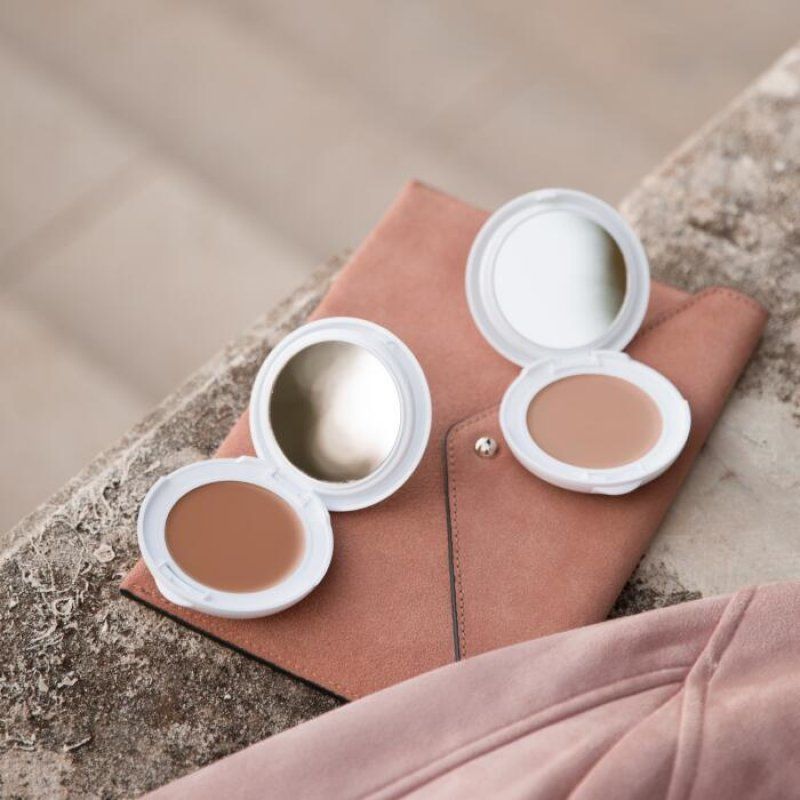 STOCK2-Avene Haute protection Compact teinté Sable SPF 50 10g-C4
