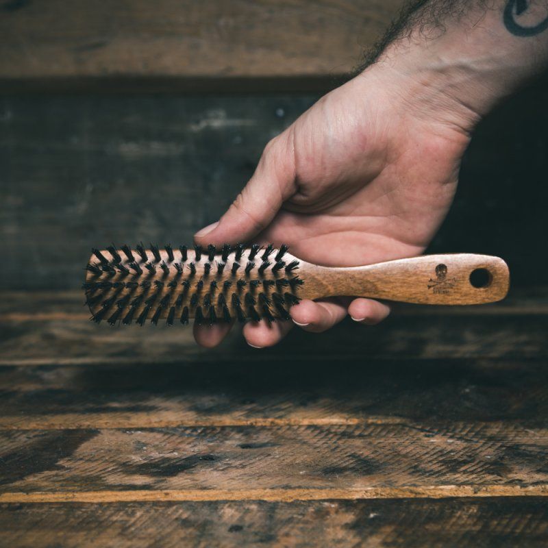 The Bluebeards Revenge BBRVBRDBRUSH beard comb/brush Beard brush