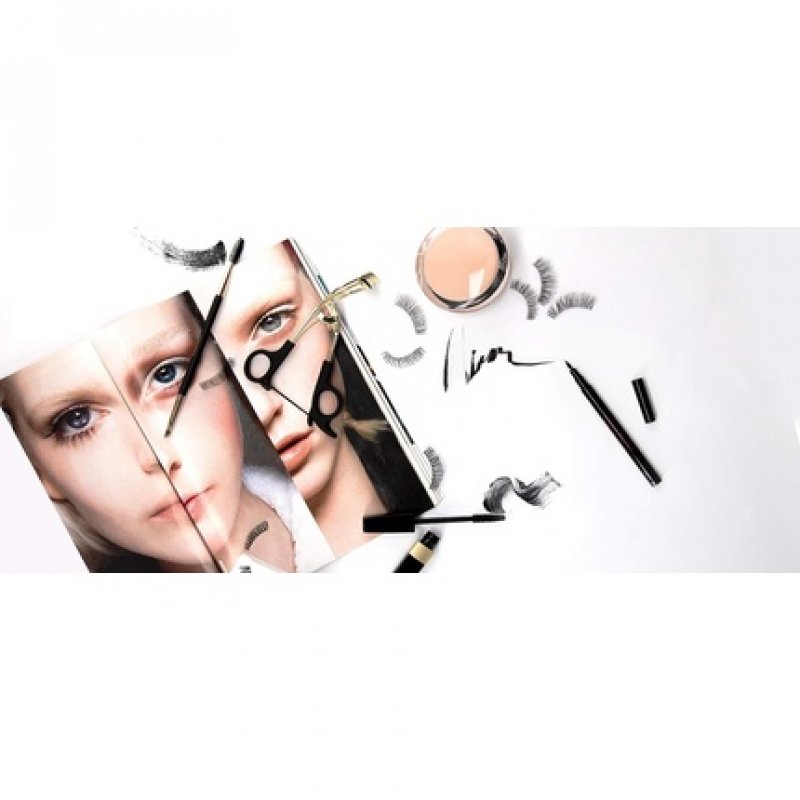 T4B KASHŌKI Eyelash Curler for Short and Long Lashes, for All Eye Shapes, Stainless Steel with Rubber Pads, Gold