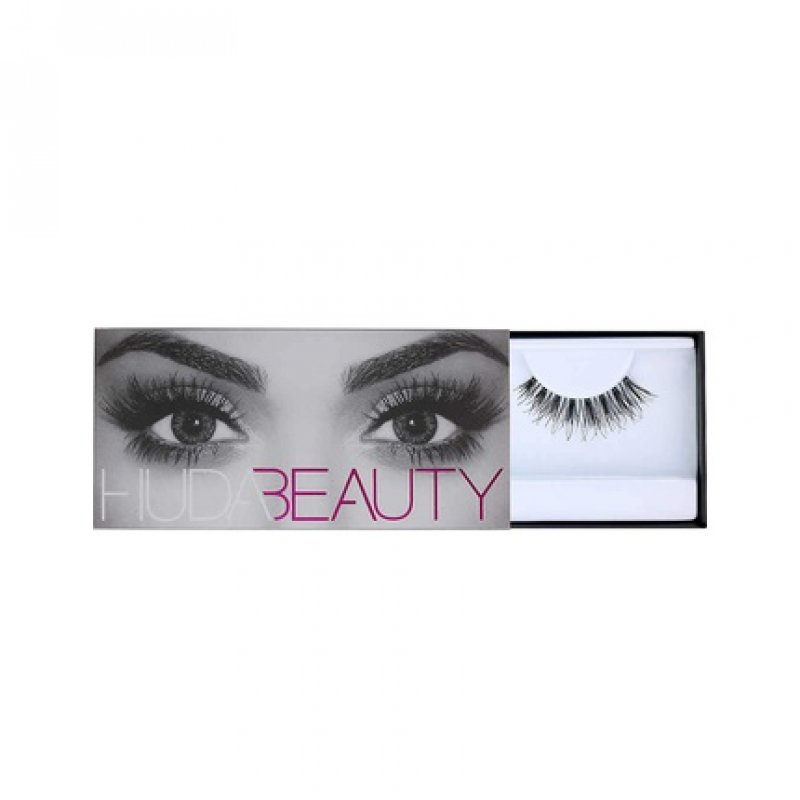 HUDA BEAUTY Classic False Lashes Giselle 1