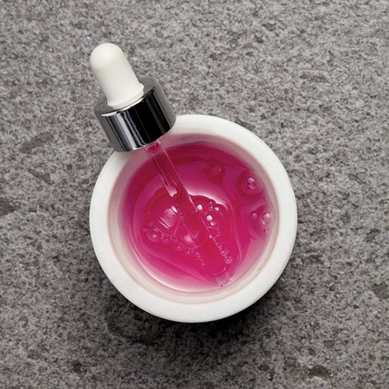 Medik8 Hydr8 B5 Intense 30ml Sneaker - Black