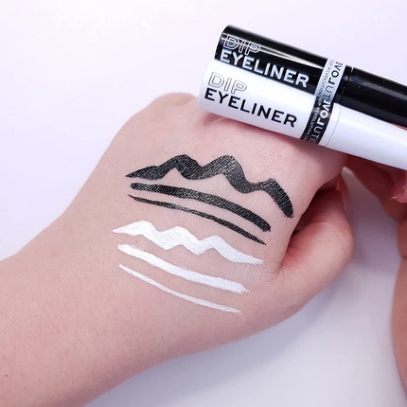 Revolution Relove Dip Eyeliner in White