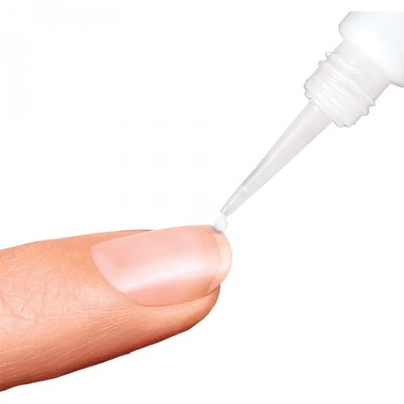 Kiss Nail Glue with Dosing Syringe 3g Transparent