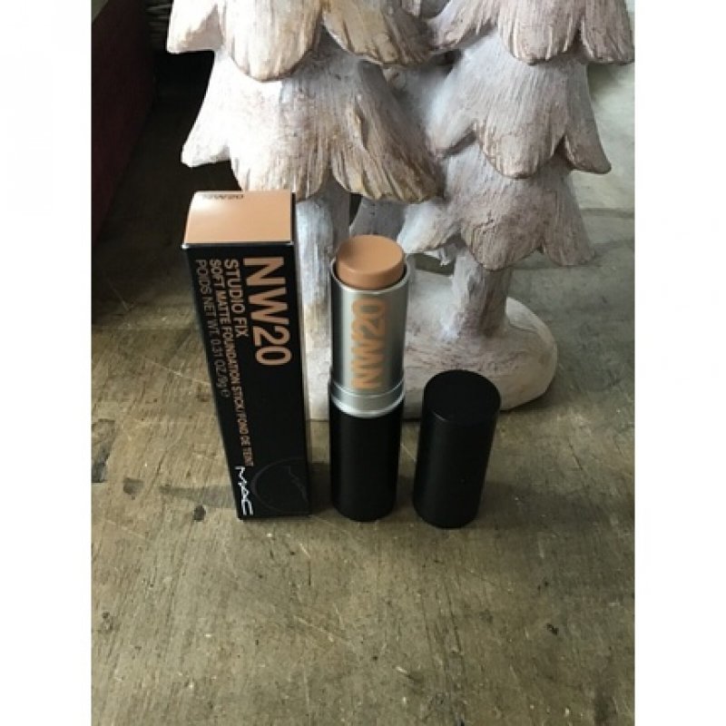 Mac Studio Fix Soft Matte Foundation Stick NW13