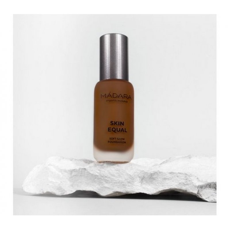 MÁDARA Cosmetics Skin Equal 30 ml liquid 100 Mocha