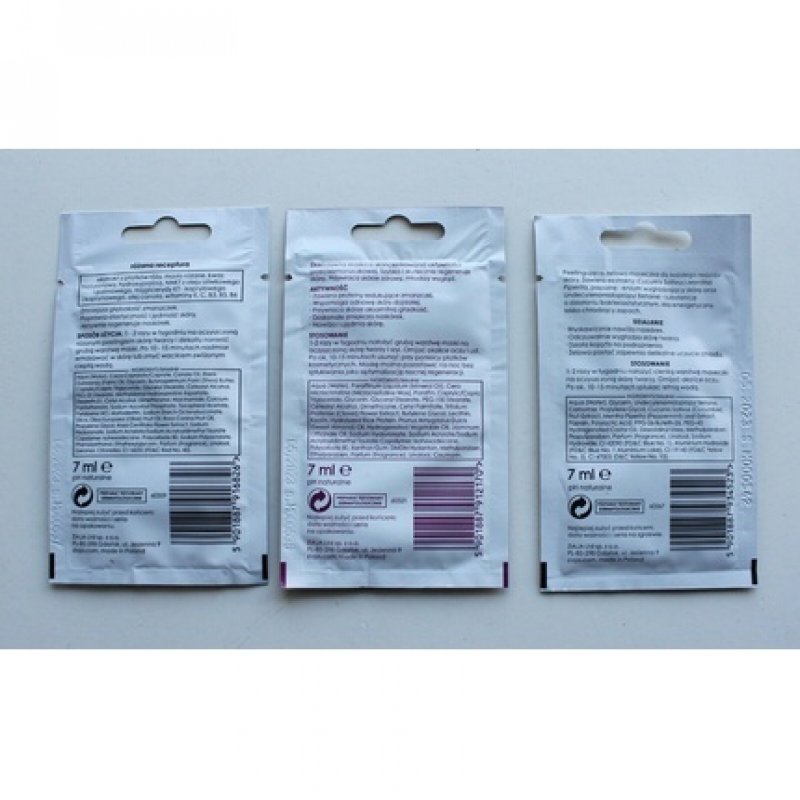 ZIAJA Rose Petals Face Mask with Jasmine and Cucumber