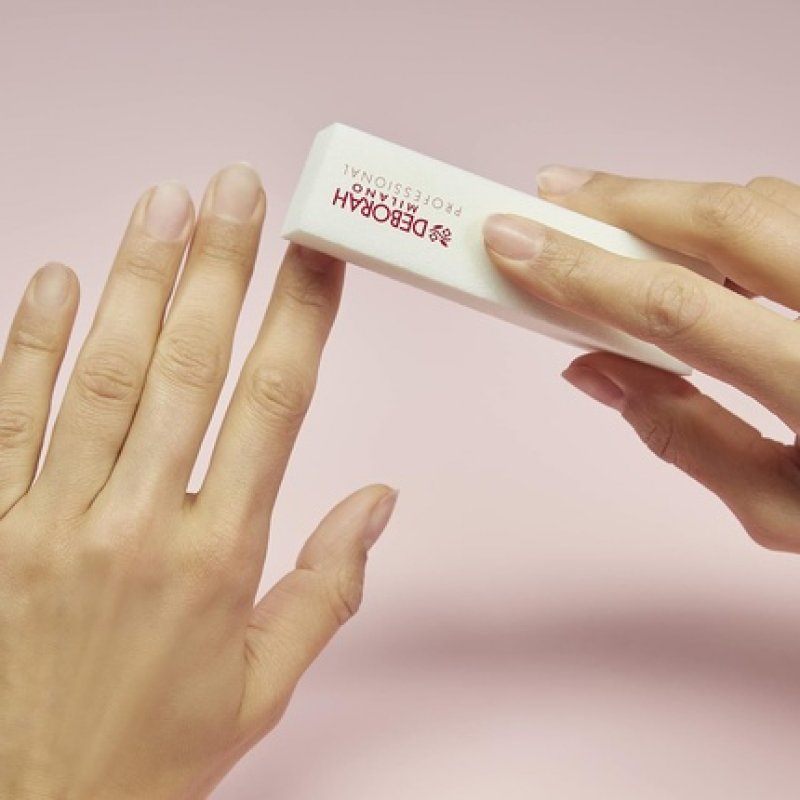 Deborah Milano Professional Nail Polish 26 Baby Pink Plumping Effect Long-lasting for Intense and Shiny Nails 4.5ml