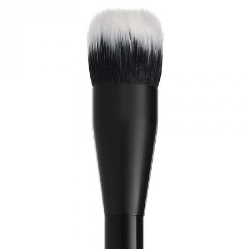 NYX Professional Makeup Pro Brush Dual Fiber Foundation Brush with Full and Soft Bristles