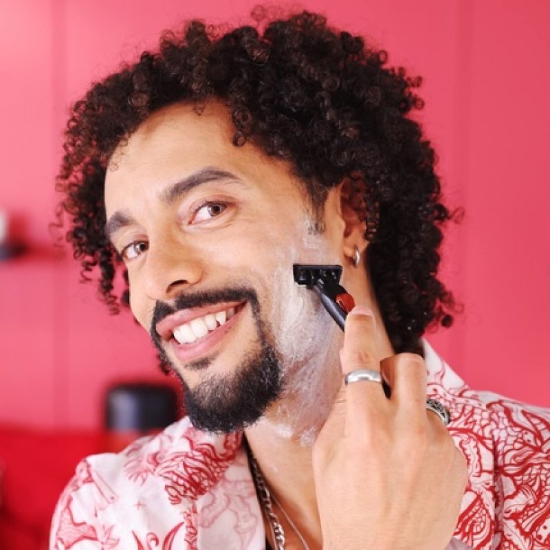 Wilkinson Sword Barber's Style The Designer Razor for Men Precision Razor Handle 1 Blade Refill