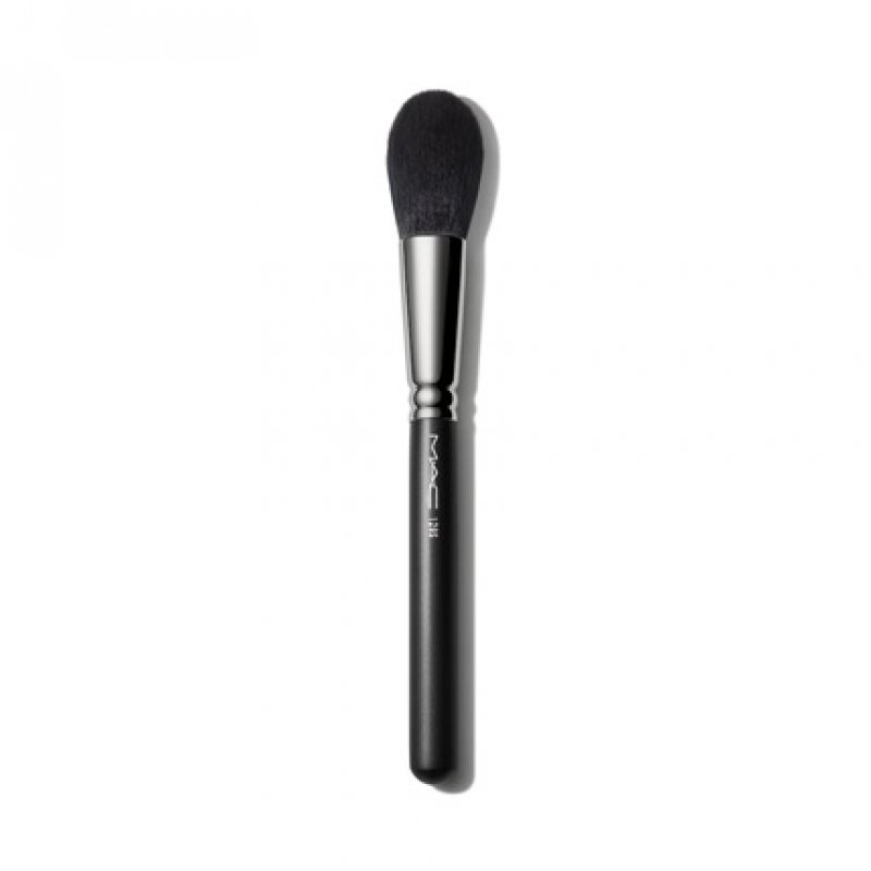 MAC 129S Powder/Blush Brush