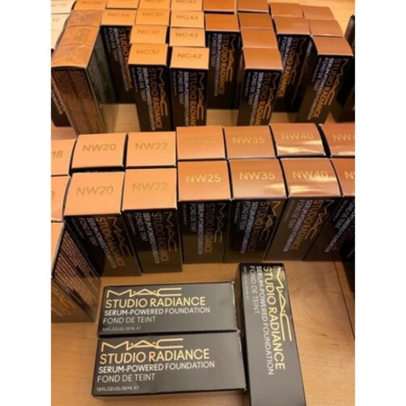 MAC Studio Radiance Serum-Based Foundation Choose Your Shade 1.0 fl oz