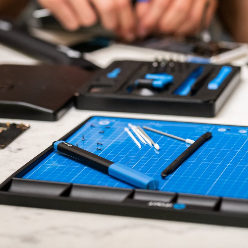 iFixit FixMat 1 outils