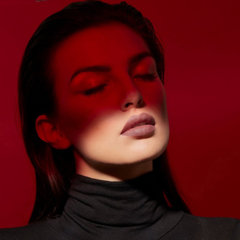 Deborah Milano Red Mat 17 First Kiss