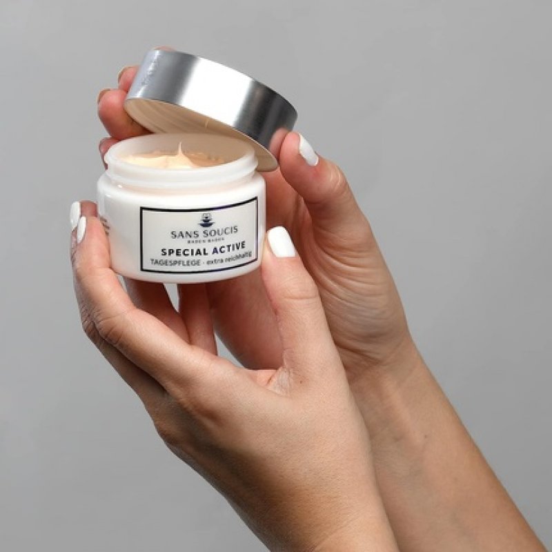 Sans Soucis Rich Day Cream with Anti-Aging Effect 50ml - Moisturizing Face Cream with Avocado Oil Special Active