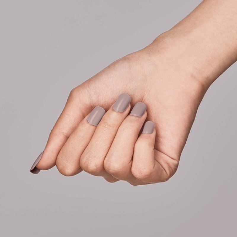 KISS imPRESS Color Press-On Nails Gel Nail Kit Short Length Taupe Prize