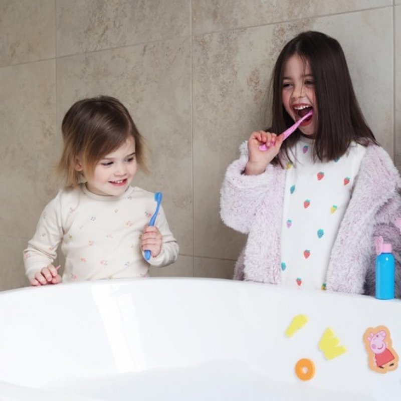Peppa Pig Toothbrush Duo