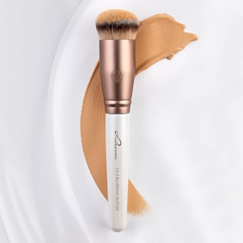 Luvia Blurring Buffer Foundation Makeup Brush for Light and Even Blending Vegan Cosmetic Brush Pearl/Coffee