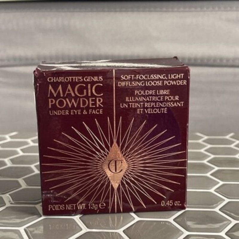 Charlotte Tilbury Magic Powder 13g - 3 Dark/Tan - New and Boxed - Free P and P - UK